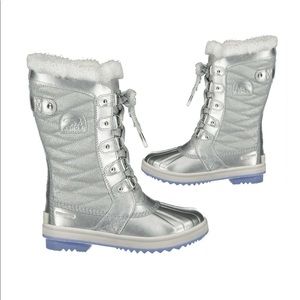 Girls SOREL Disney Frozen 2 Tofino boots- Silver